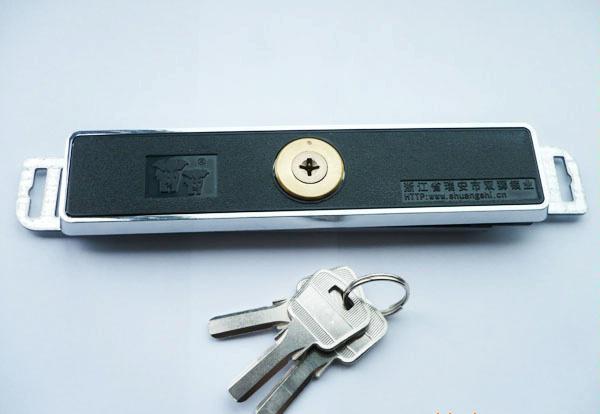 请注意:本图片来自瑞安市双狮锁厂提供的厂家直销 多种类型门锁钥匙